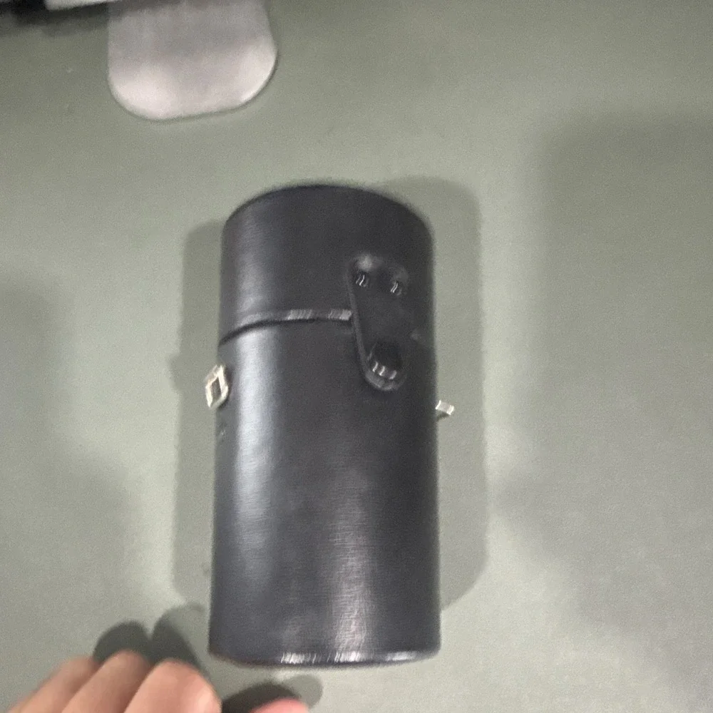 Tamron Hard Lens Case Leather Black/Red 3in Interior Dia 224g